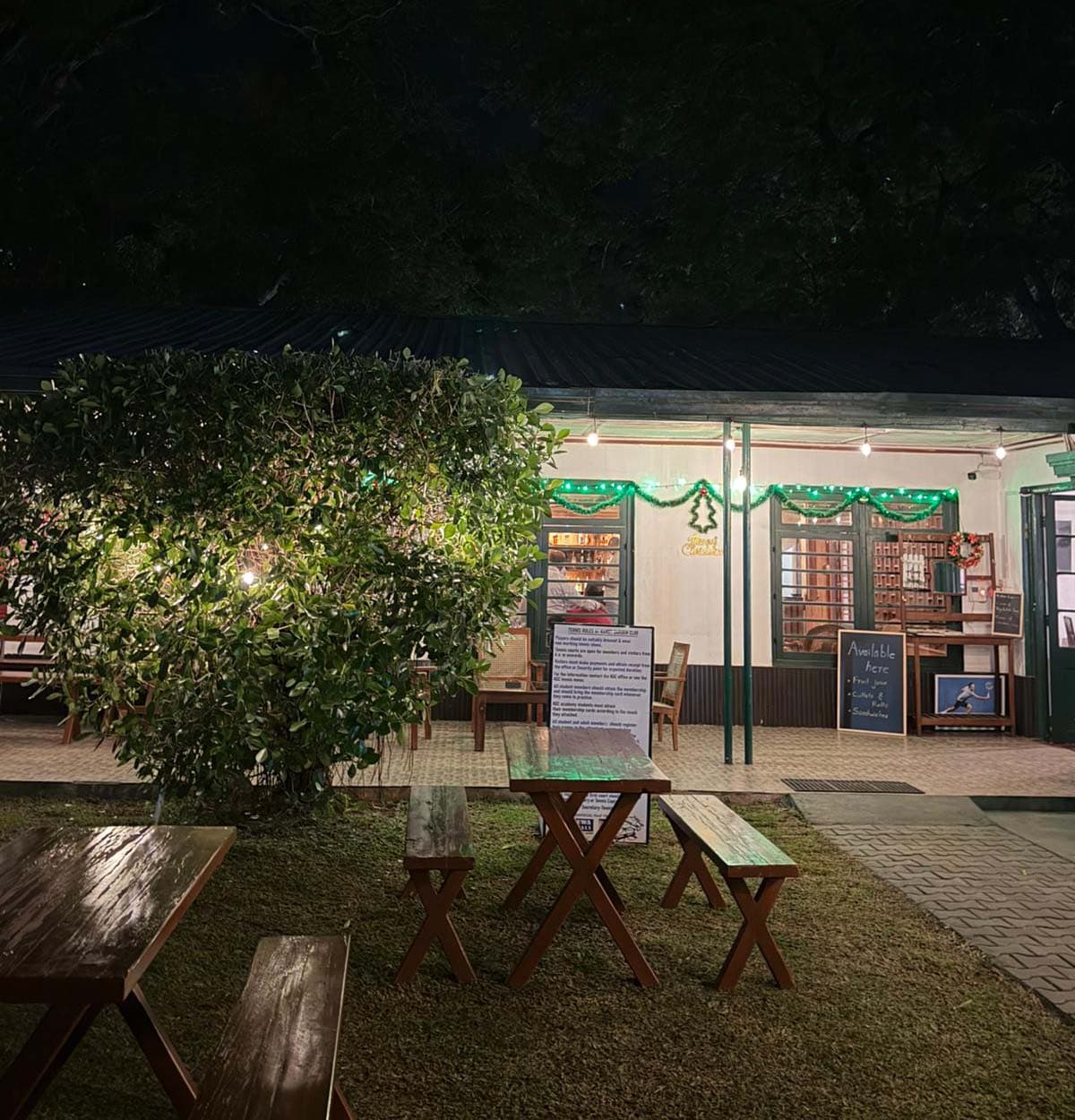 Dining at Viyana Cafe Kandy